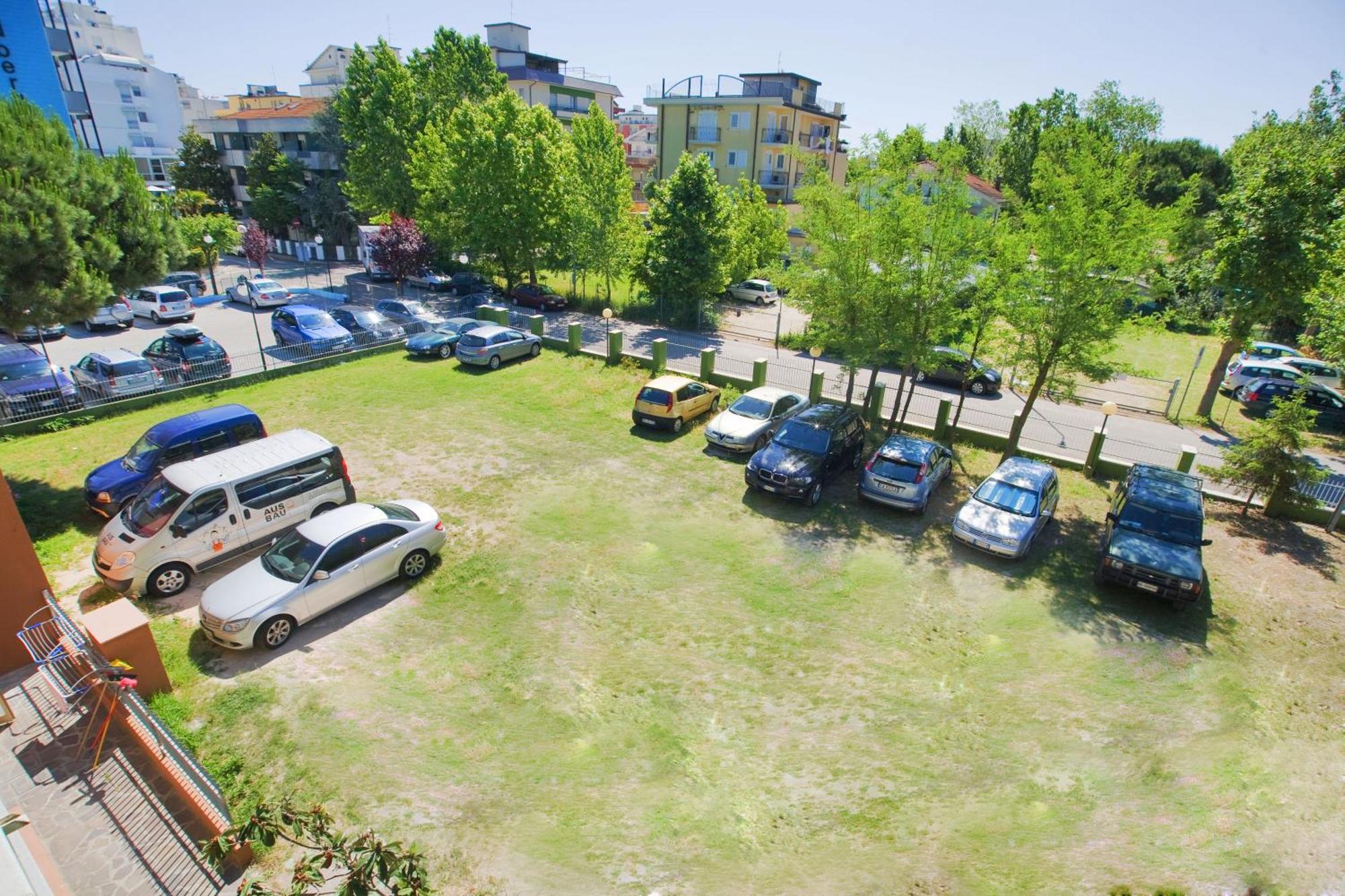 Etna - Nuova Gestione Romagnola Parcheggio